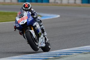 Yamaha's Lorenzo undergoes off-season surgery in Spain