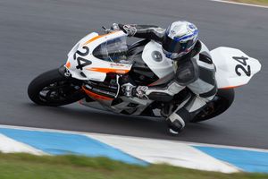 Hern and Pitt on track for Malaysian Superbike Series