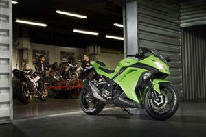 Kawasaki Ninja 300 the top-selling road model in 2014 to date