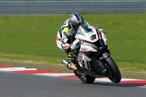 Byrne breaks Snetterton British Superbike lap record