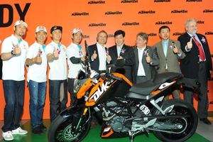 First KTM R2R Dukes produced by CFMoto in China