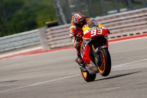 Honda's Marquez in complete command at US GP