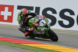 Sykes leads Kawasaki 1-2 in Aragon WSBK qualifying