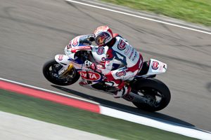 Rea ups the pace with pole position for Honda in Imola