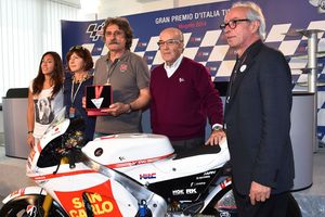 Simoncelli inducted into MotoGP Hall of Fame at Mugello