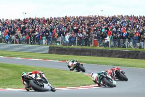 Byrne does British Superbike double at Snetterton