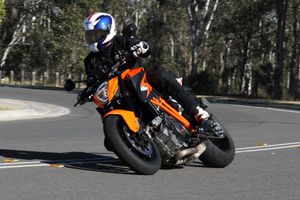 Tested: 2014 KTM 1290 Super Duke R