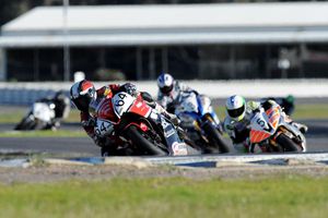 Winton win extends ASC Supersport lead for Morris