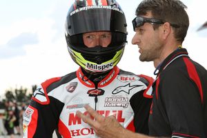 Collarbone surgery a success for ASC leader Maxwell