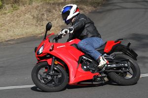 Tested: 2014 Honda CBR300R