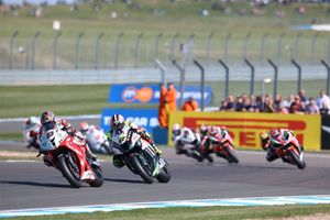 Kiyonari sweeps British Superbikes at Donington Park