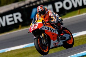 Marquez takes 2014 Australian MotoGP pole position