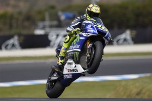 Rossi wins wild 2014 Phillip Island MotoGP race