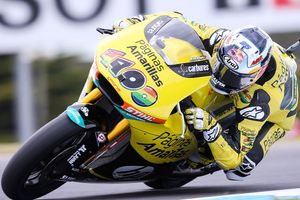 Australian victory for Viñales denies Rabat Moto2 title for now