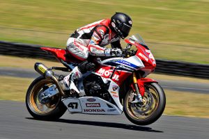 Maxwell clinches 2014 ASC crown in Sydney
