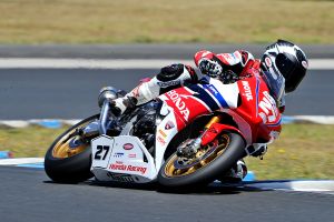 Stauffer scores AFX-SBK pole in the heat of Sydney
