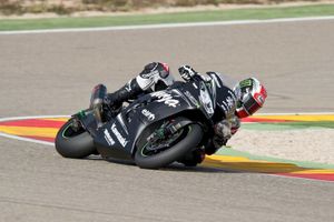 Kawasaki and Pata Honda commence 2015 testing