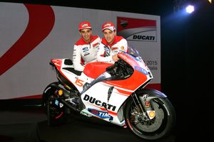 Ducati officially unwraps revamped Desmosedici GP15