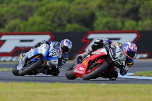 Blair doubles up in ASBK Supersport opener