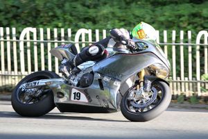 Donald renews Norton deal for 2015 Isle of Man TT