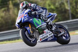 Lorenzo rises to the top on day two at Sepang