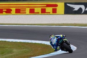 Lowes continues Phillip Island form on Friday