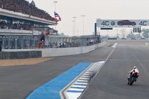 Wilairot delights Thai home crowd with maiden WSS win