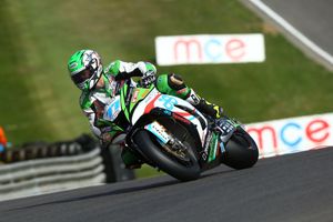 Record lap seals Ellison Brands Hatch Indy BSB pole