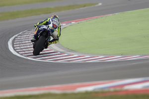 Rossi leads the way as MotoGP reaches European rounds
