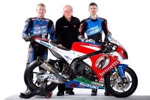 Halsall Suzuki unveils Waters' Bennetts-backed GSX-R