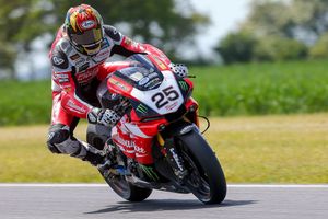 Brookes sets new circuit best as Snetterton BSB test concludes