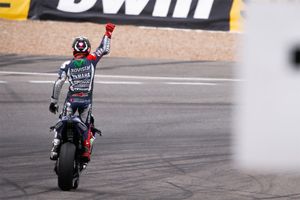 Lorenzo delivers dominant Jerez MotoGP victory