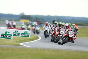 Byrne sweeps Snetterton BSB as Aussies shine