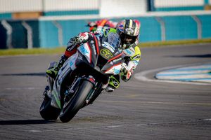 Byrne leads British Superbikes to Scotland