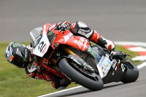 Parkes undergoes arm-pump surgery for Brands Hatch