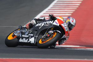 Marquez and Pedrosa shakedown 2016 Honda