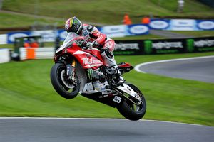 Brookes fastest on Friday in BSB at Cadwell Park