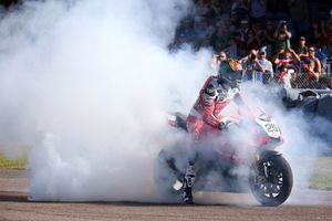 Brookes seizes BSB points lead with Thruxton sweep
