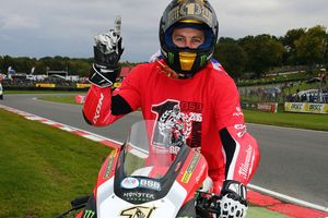 Brookes crowned 2015 British Superbike Champion