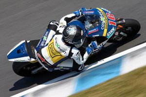 Hook learns from mixed Japanese Moto2 debut