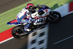 Laverty leads Silverstone British Superbikes on Friday
