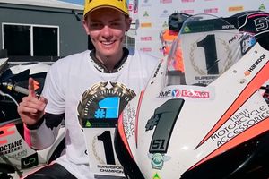 Suzuki shows Supersport dominance at ASBK finale Suzuki shows Supersport dominance at ASBK finale