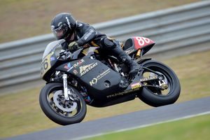 Beaton takes International Challenge pole position