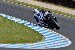 Guintoli fastest in final WorldSBK test session in Australia