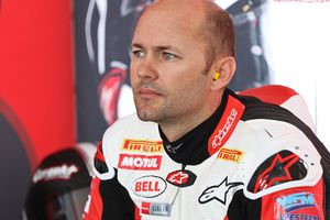 Stauffer escapes Phillip Island front straight fall