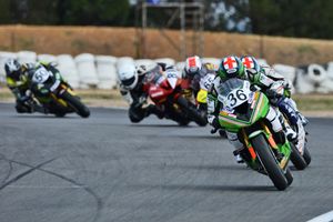 Clarke sweeps Wakefield Park ASBK Supersport races