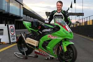 Kawasaki riders lead 2016 Australasian Superbike Championship after first round