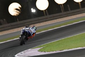 Lorenzo leads the way to open 2016 MotoGP season