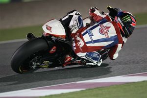 Lowes and Antonelli lead final pre-season tests in Qatar