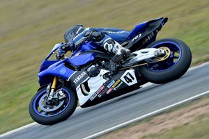 Maxwell leads mixed ASBK morning session at Wakefield